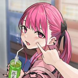 This is a pixiv picture whose title is 肩とんとん.