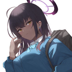 This is a pixiv picture whose title is ブルアカ　角楯カリン.