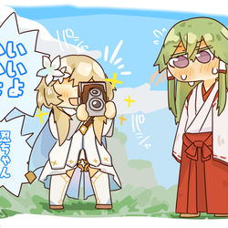 This is a pixiv picture whose title is 巫女忍ちゃんと蛍さん.