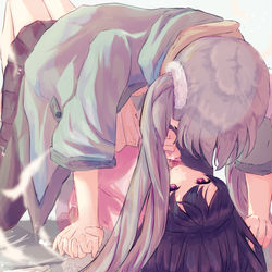 This is a pixiv picture whose title is 耐えきれない重み.
