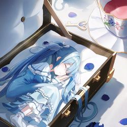 This is a pixiv picture whose title is 人形ミク.
