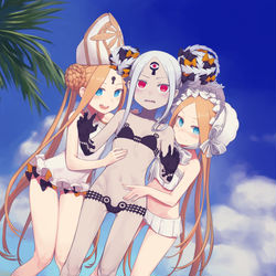 This is a pixiv picture whose title is 「ねぇ、マスター。こちらの水着、似合っているかしら💕」.