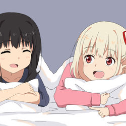 This is a pixiv picture whose title is お泊り会.