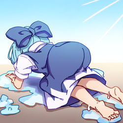 This is a pixiv picture whose title is チルノちゃんは太陽に負けました・・・・.