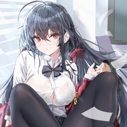 This is a pixiv picture whose title is 大鳳【jk服】.