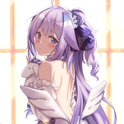 This is a pixiv picture whose title is 独角兽摸鱼.