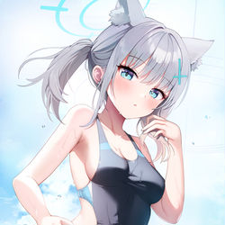 This is a pixiv picture whose title is 水着シロコ.