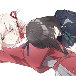 This is a pixiv picture whose title is リコリス・リコイル.