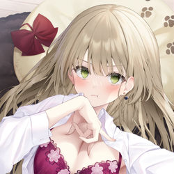 This is a pixiv picture whose title is あたしだって谷間くらいできるし.