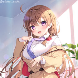 This is a pixiv picture whose title is 着替え、見たいんですか？.
