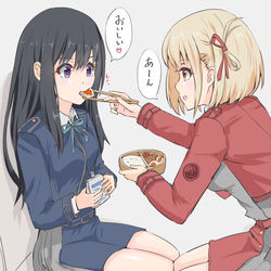 This is a pixiv picture whose title is 千束が使っていた箸で駅弁の煮玉子を食べさせてもらってるたきな.