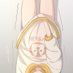 This is a pixiv picture whose title is クルミの逆立ち！🌰🐿.