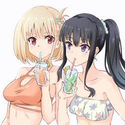 This is a pixiv picture whose title is お互いのドリンクを味見してる千束とたきな.