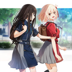 This is a pixiv picture whose title is 走らないでください.