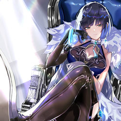 This is a pixiv picture whose title is QUEEN.
