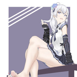 This is a pixiv picture whose title is 裸足及其他差分.