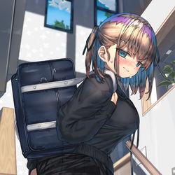 This is a pixiv picture whose title is 母「…もう少し大人っぽいの履いてもいいんじゃない？」.