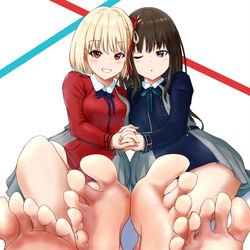 This is a pixiv picture whose title is リコリス・リコイル.