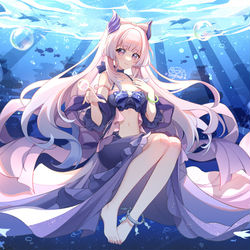 This is a pixiv picture whose title is 深海少女的细语.