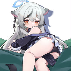 This is a pixiv picture whose title is 老师...可以不要一直盯着看吗.