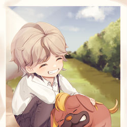 This is a pixiv picture whose title is 少年と　オラチフが なかよく　写っている　写真だ！▼.