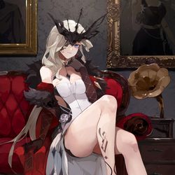 This is a pixiv picture whose title is la signora.