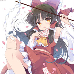 This is a pixiv picture whose title is 博麗霊夢.