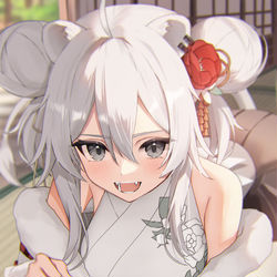 This is a pixiv picture whose title is 「蹴鞠で遊ぶししろん」.