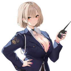 This is a pixiv picture whose title is 服装不良の警察さん.