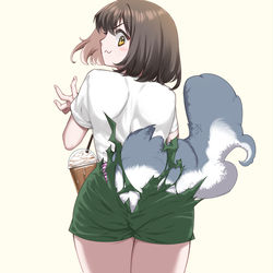 This is a pixiv picture whose title is 【シーケンス】突然狼化してしまうやつ（サンプル）.