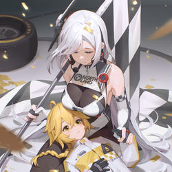 This is a pixiv picture whose title is 申鹤.