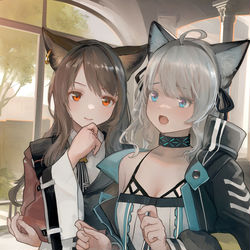 This is a pixiv picture whose title is 急に現れないでください！.