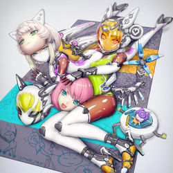 This is a pixiv picture whose title is マスク好きの女の子たちと落書き好きのとどお.