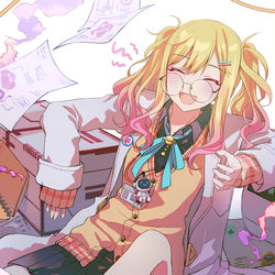 This is a pixiv picture whose title is メガネ咲希ちゃん.