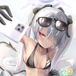 This is a pixiv picture whose title is 水着イオリ.