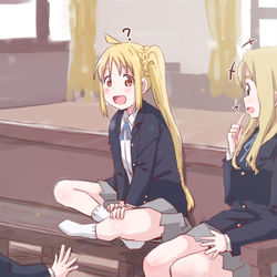 This is a pixiv picture whose title is 桜高軽音部に混じってる虹夏ちゃん.
