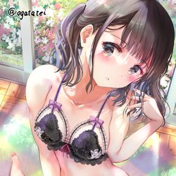 This is a pixiv picture whose title is 少し背伸びのランジェリーさん.