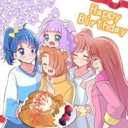 This is a pixiv picture whose title is 誕生日おめでとうございます！.