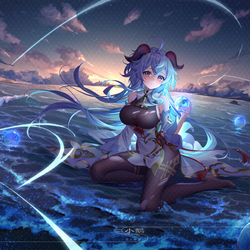 This is a pixiv picture whose title is 海边的甘雨，两个版本.