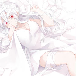 This is a pixiv picture whose title is 白色カルト.