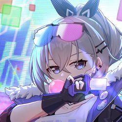 This is a pixiv picture whose title is 银狼.