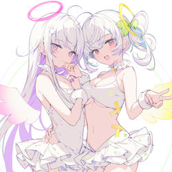This is a pixiv picture whose title is どちらの天使が好きですか？.