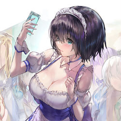 This is a pixiv picture whose title is 自撮りするあおい.