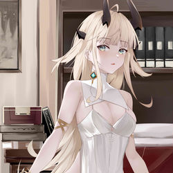 This is a pixiv picture whose title is 苇草.