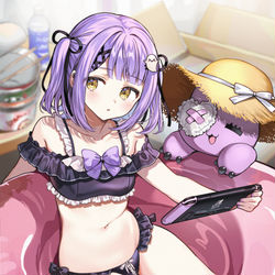 This is a pixiv picture whose title is 部屋水着も乙なもの.