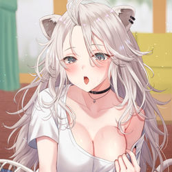 This is a pixiv picture whose title is 扇風機で涼むししろん♌️.
