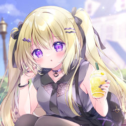 This is a pixiv picture whose title is 『隣座る？』.