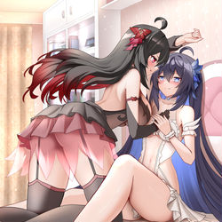 This is a pixiv picture whose title is 黑白希贴贴.