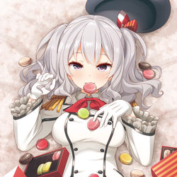 This is a pixiv picture whose title is 鹿島さんとマカロン.