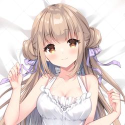 This is a pixiv picture whose title is 看板娘『小春』ちゃん抱き枕カバー.